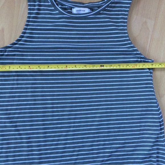 Coco & Tashi Approx Large Striped Rayon Blend Stretch Tank Tops Green and Navy - Picture 7 of 8